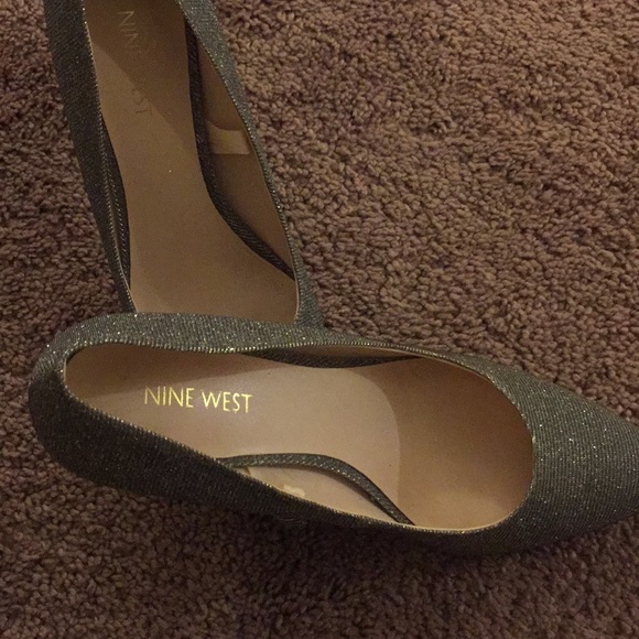 Nine West heels - Picture 2 of 2